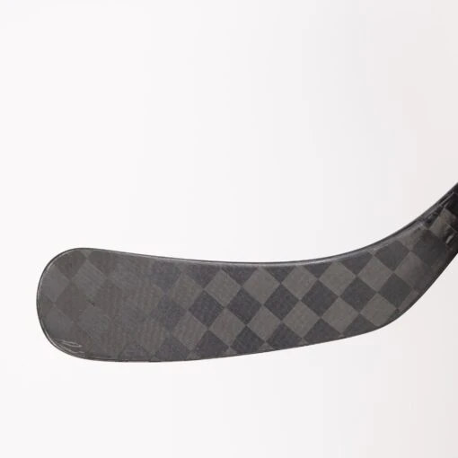 Bauer Vapor HyperLite 2 Junior Hockey Stick - 30 Flex -Warrior Store bauer hockey sticks bauer vapor hyperlite2 junior hockey stick 30 flex 30560503595074