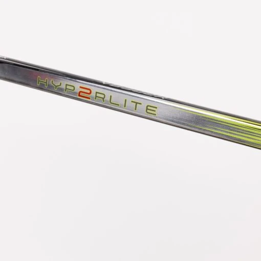 Bauer Vapor HyperLite 2 Junior Hockey Stick - 40 Flex -Warrior Store bauer hockey sticks bauer vapor hyperlite2 junior hockey stick 40 flex 30560500908098