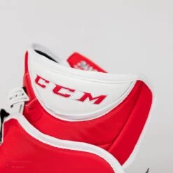 CCM Extreme Flex 4 Pro Senior Goalie Catcher -Warrior Store ccm catchers ccm extreme flex 4 pro senior goalie catcher 5314630582338