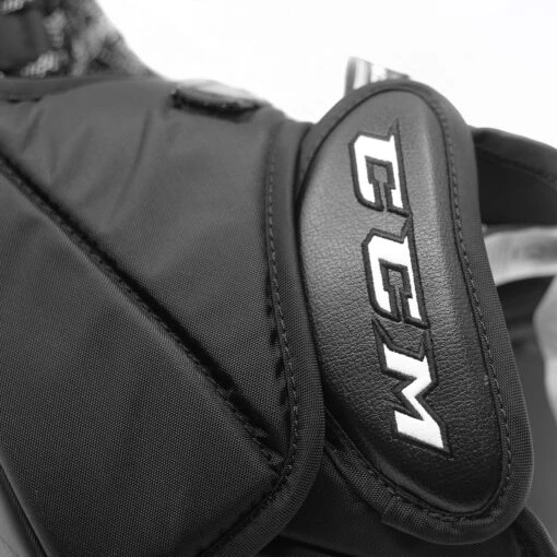 CCM Extreme Flex 5 Senior Goalie Catcher - 580 Break Angle -Warrior Store ccm catchers ccm extreme flex 5 senior goalie catcher 580 break angle 28808150417474