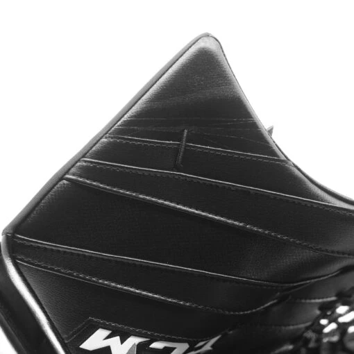 CCM Extreme Flex 5 Senior Goalie Catcher - 580 Break Angle -Warrior Store ccm catchers ccm extreme flex 5 senior goalie catcher 580 break angle 28808150646850