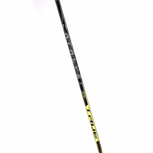 TRUE Catalyst 3X Junior Hockey Stick S21 - 50 Flex -Warrior Store true hockey sticks true catalyst 3x junior hockey stick 50 flex 28797105012802