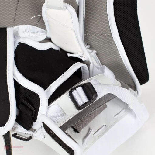 Vaughn Ventus SLR2-ST Intermediate Goalie Catcher -Warrior Store vaughn catchers vaughn ventus slr2 st intermediate goalie catcher 5670466551874